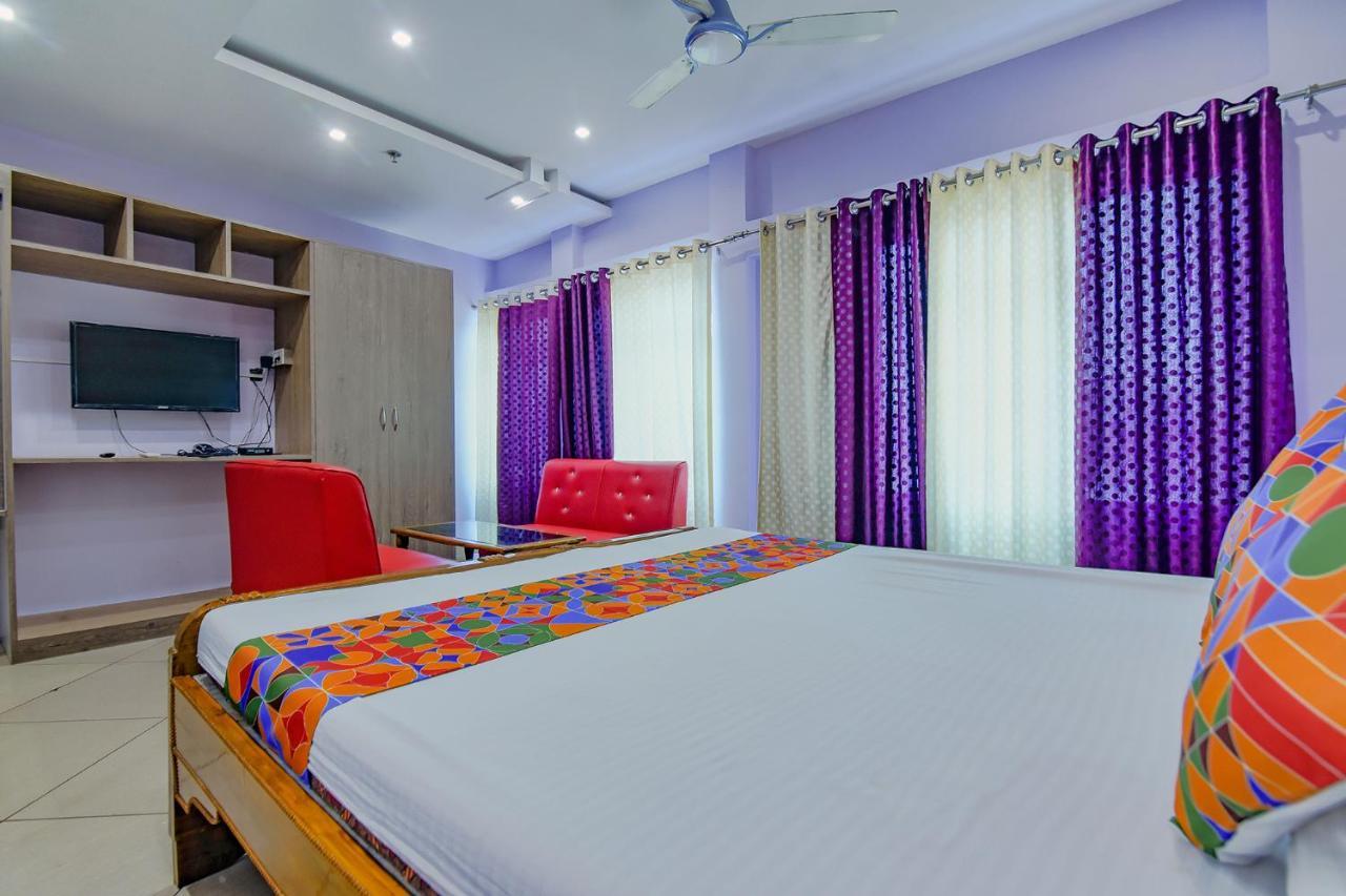 FabHotel New Central Bhubaneswar Exterior foto