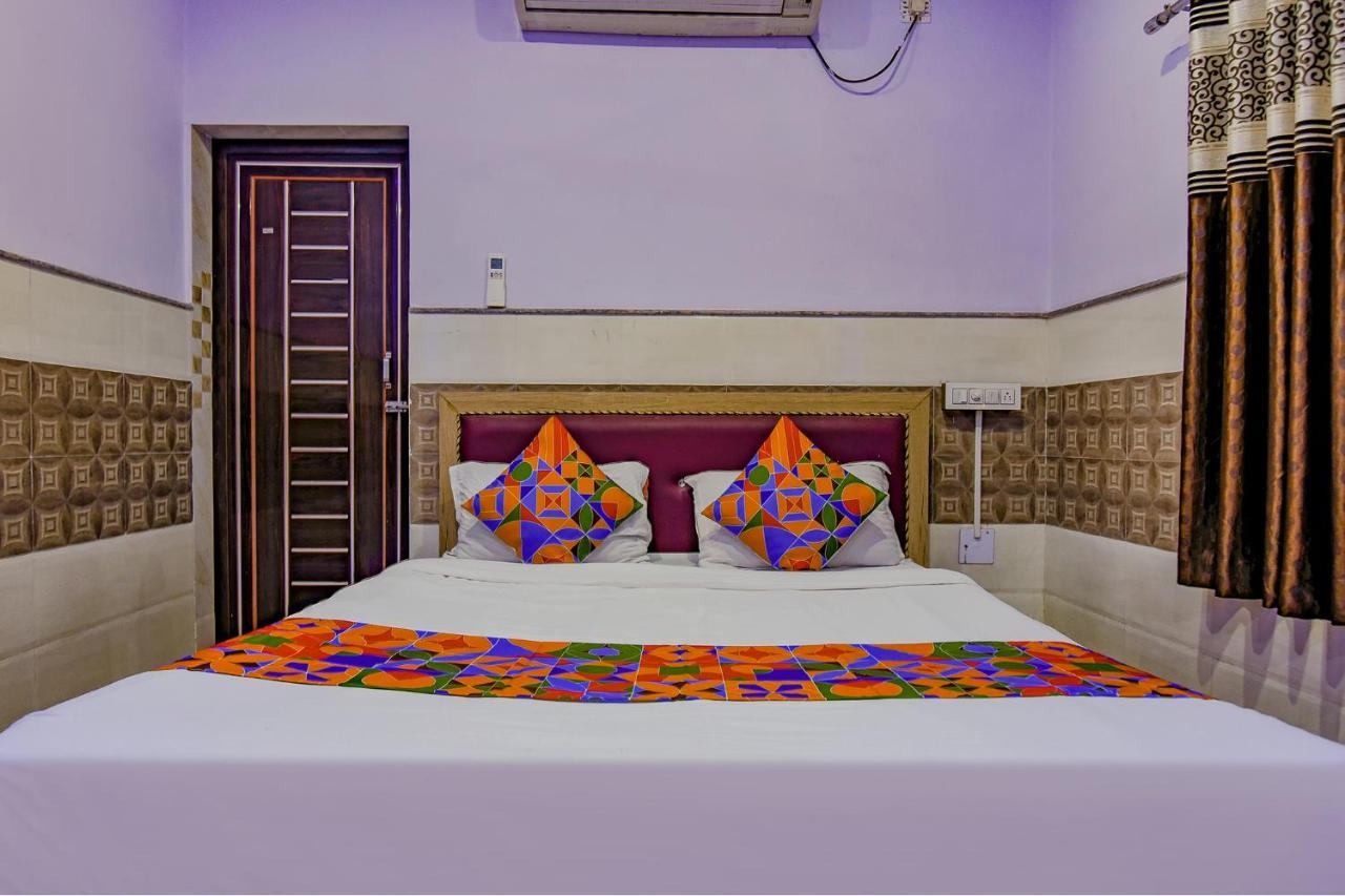 FabHotel New Central Bhubaneswar Exterior foto