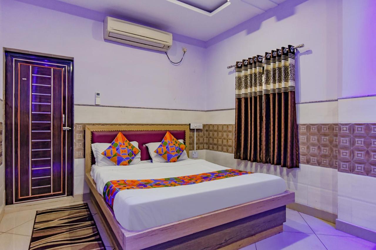 FabHotel New Central Bhubaneswar Exterior foto